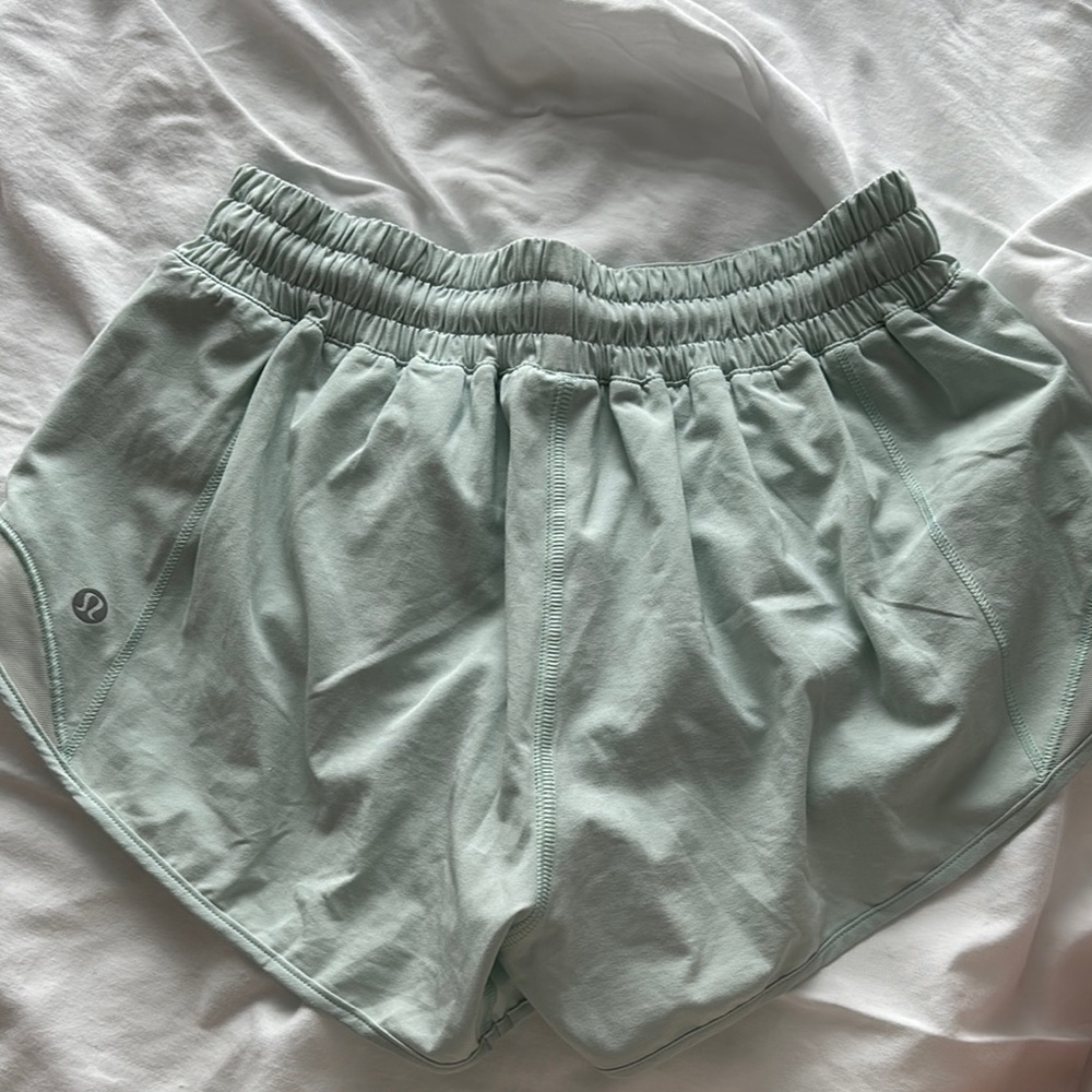 Lulu Hotty Hot 2.5” Teal Short Size 4